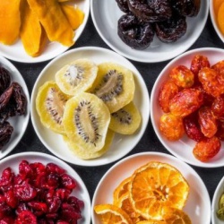 انواع میوه جات خشک